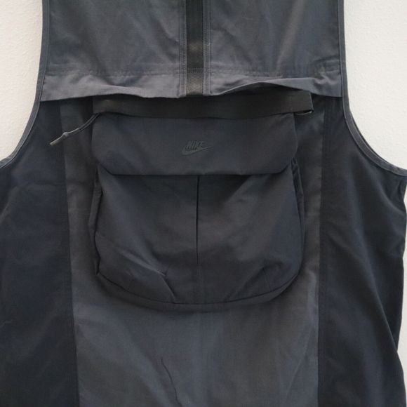 Nike DM5534 Men's Sz 2XL Gray/Black Sportswear Tech Pack Unlined Gilet Vest $160 - Picture 9 of 10